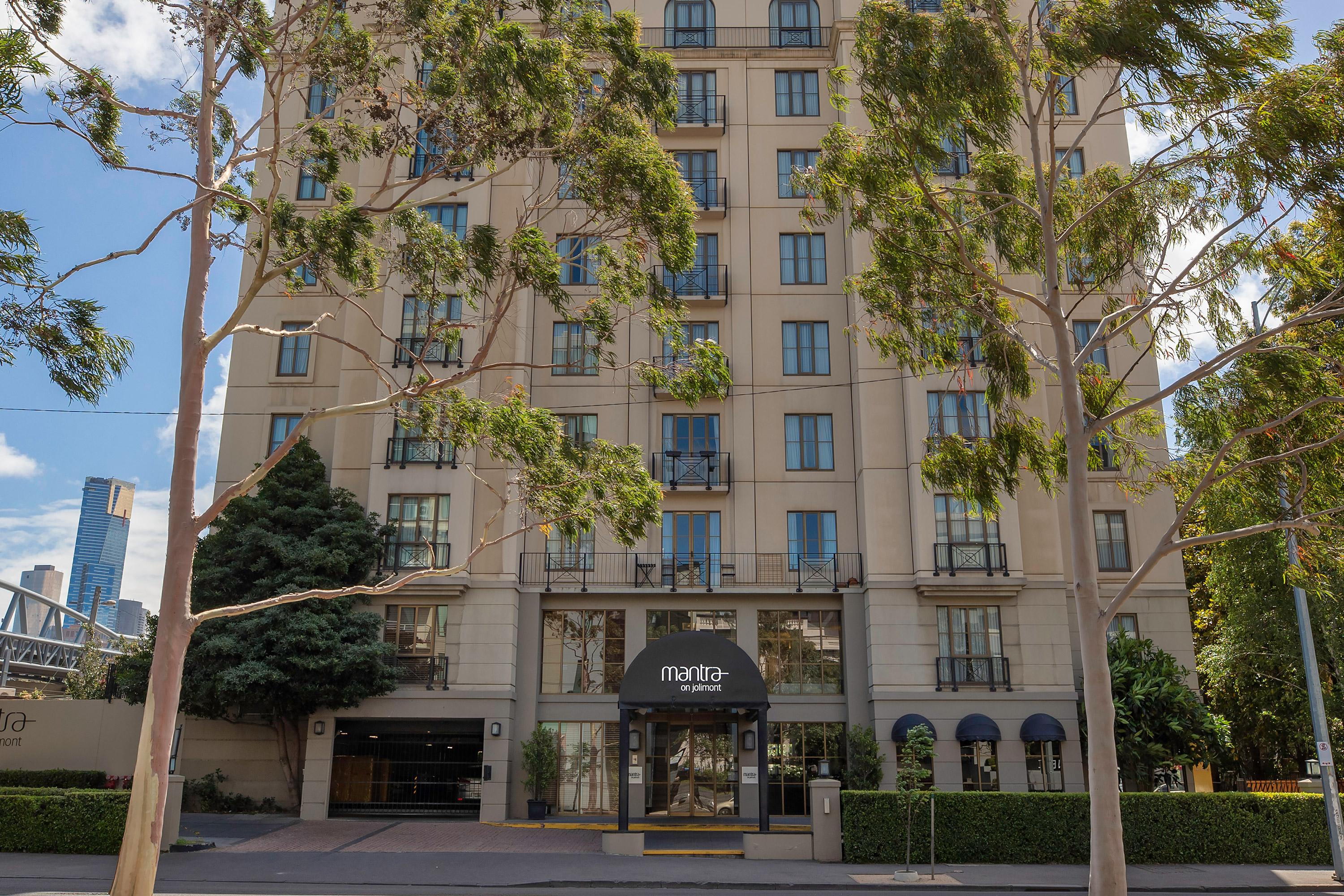 Mantra On Jolimont Melbourne Aparthotel Exterior photo