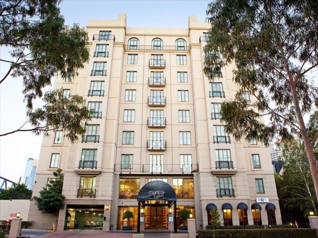 Mantra On Jolimont Melbourne Aparthotel Exterior photo