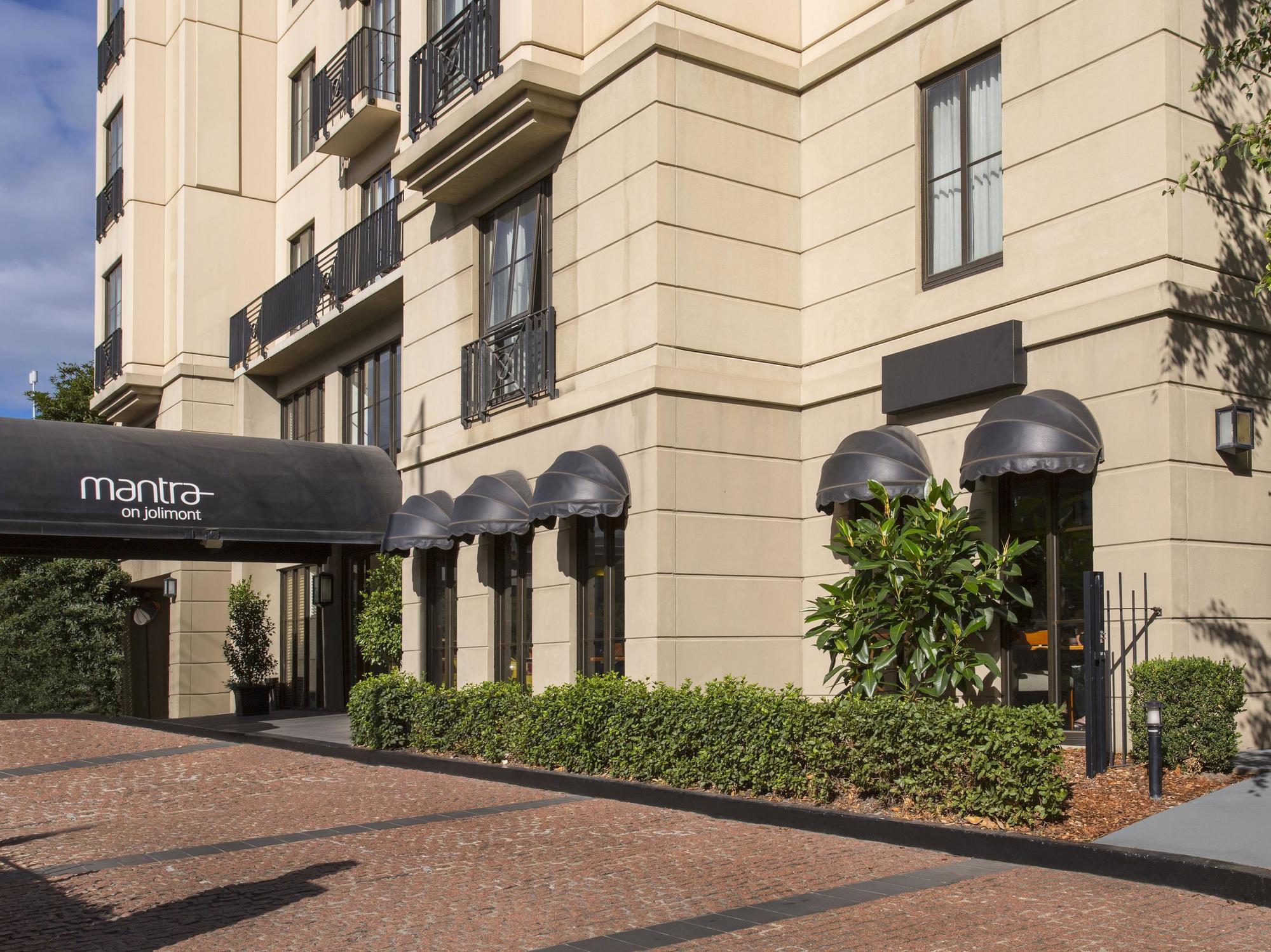 Mantra On Jolimont Melbourne Aparthotel Exterior photo