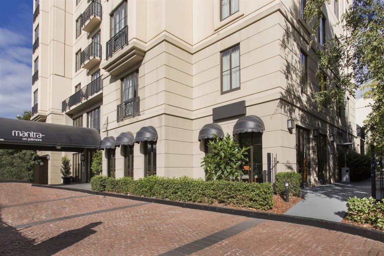 Mantra On Jolimont Melbourne Aparthotel Exterior photo