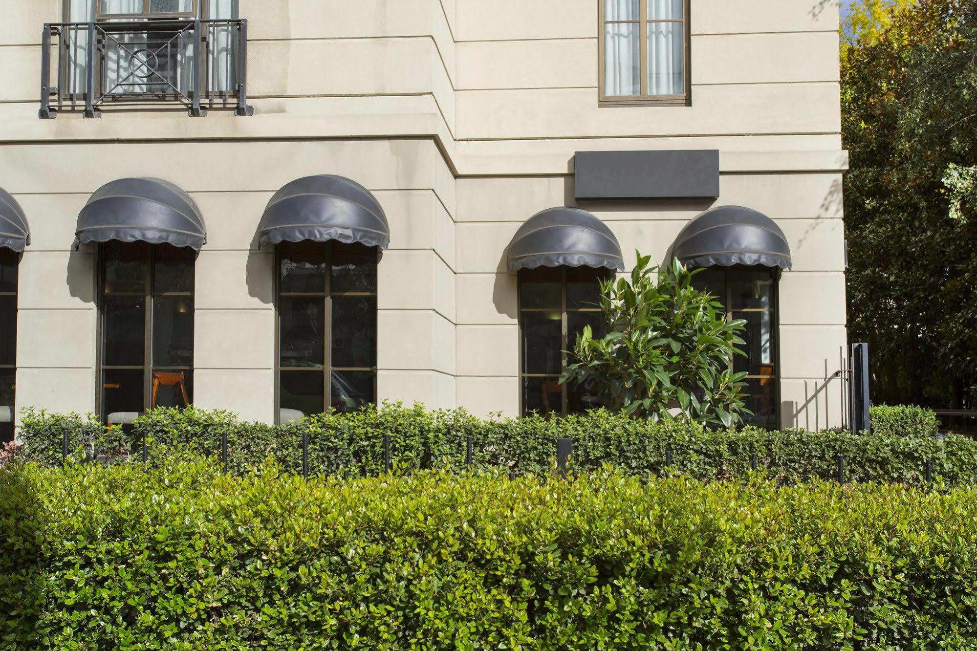 Mantra On Jolimont Melbourne Aparthotel Exterior photo